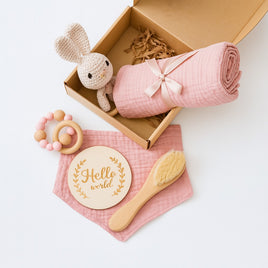 DARILNI SET ZAJČEK – nežnost in skrb v enem paketu